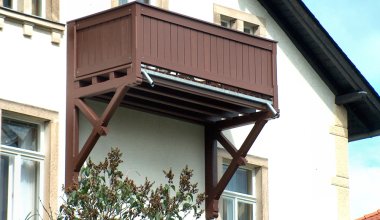 Historischer Hängebalkon