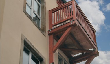 Historischer Hängebalkon