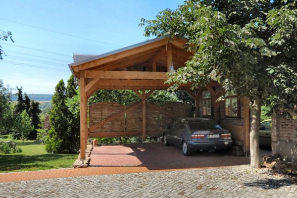 Carport