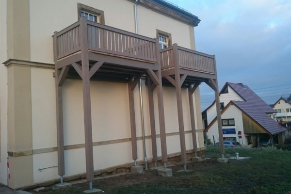 Einstöckiger Balkon