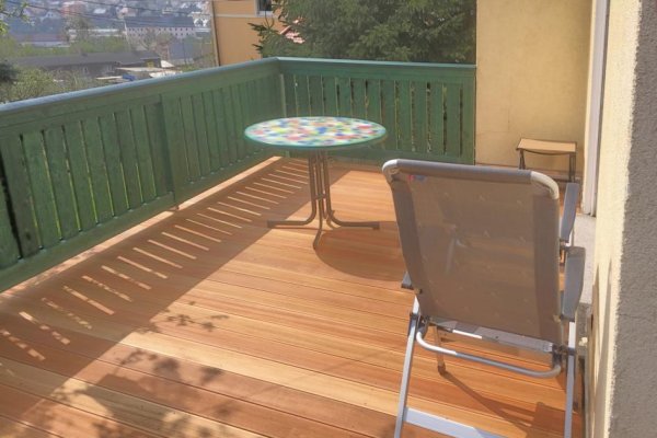 Einstöckiger Balkon