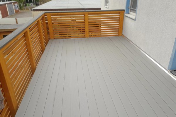 Einstöckiger Balkon