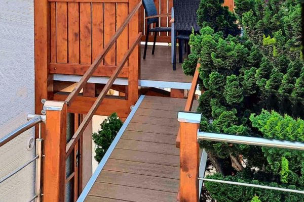 einstöckiger Balkon