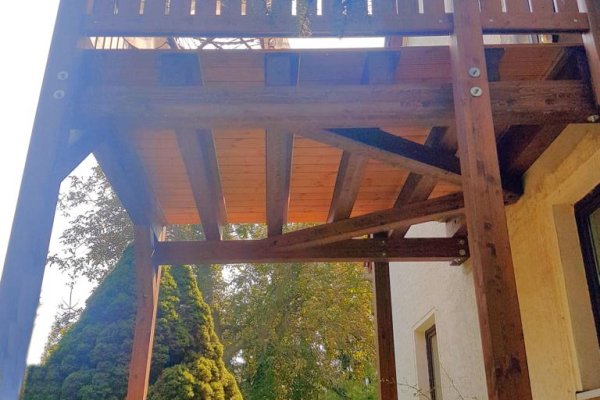 einstöckiger Balkon