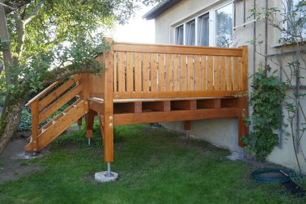 einstöckiger Balkon