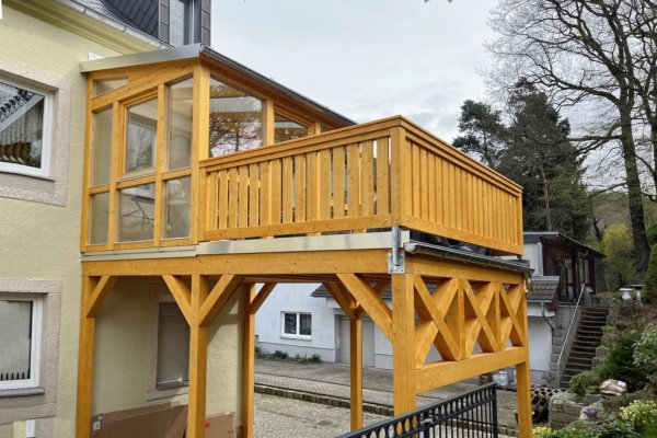 einstöckiger Balkon einstöckiger Balkon