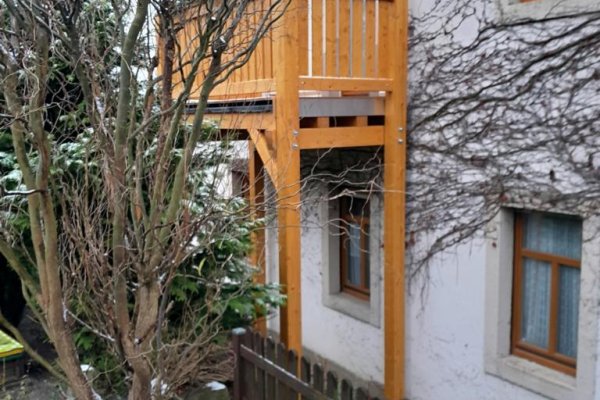 einstöckiger Balkon