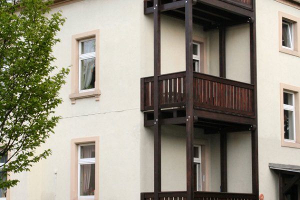 Mehrstöckiger Balkon