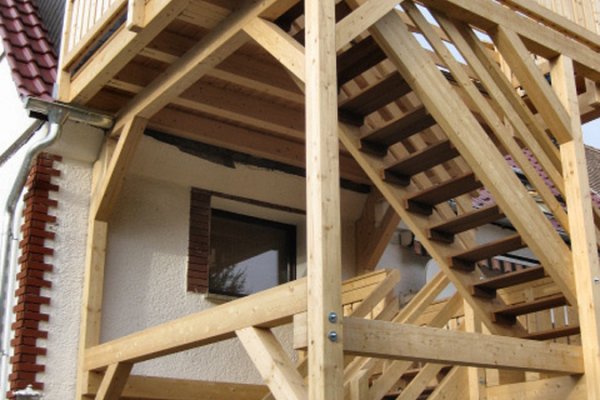 Mehrstöckiger Balkon