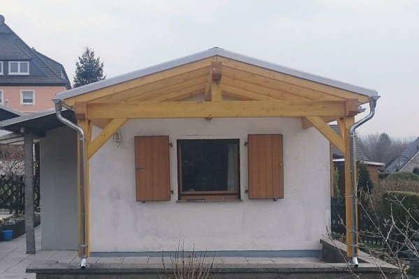 Überdachung