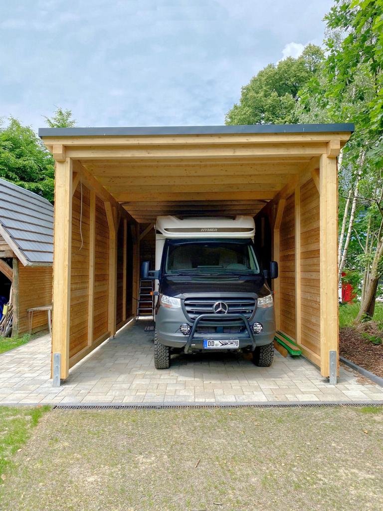 Carport