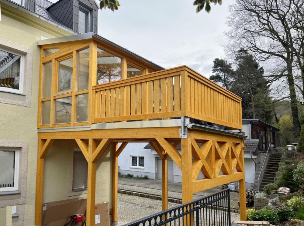 einstöckiger Balkon