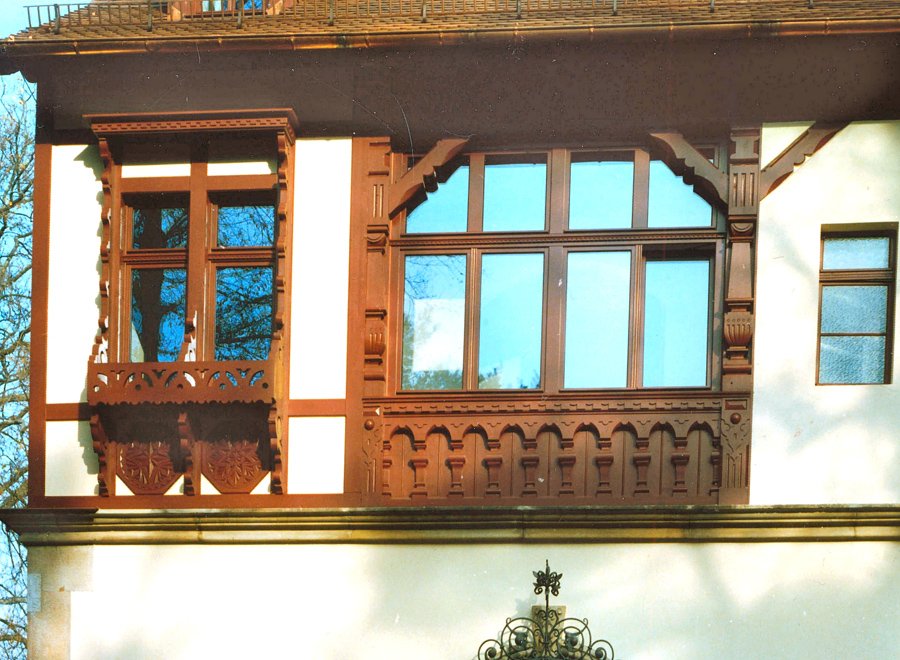 Historischer Hängebalkon