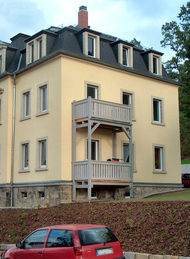 Mehrstöckiger Balkon