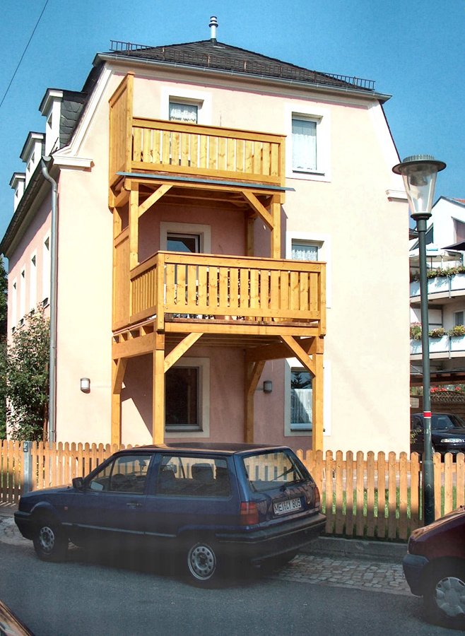 Mehrstöckiger Balkon