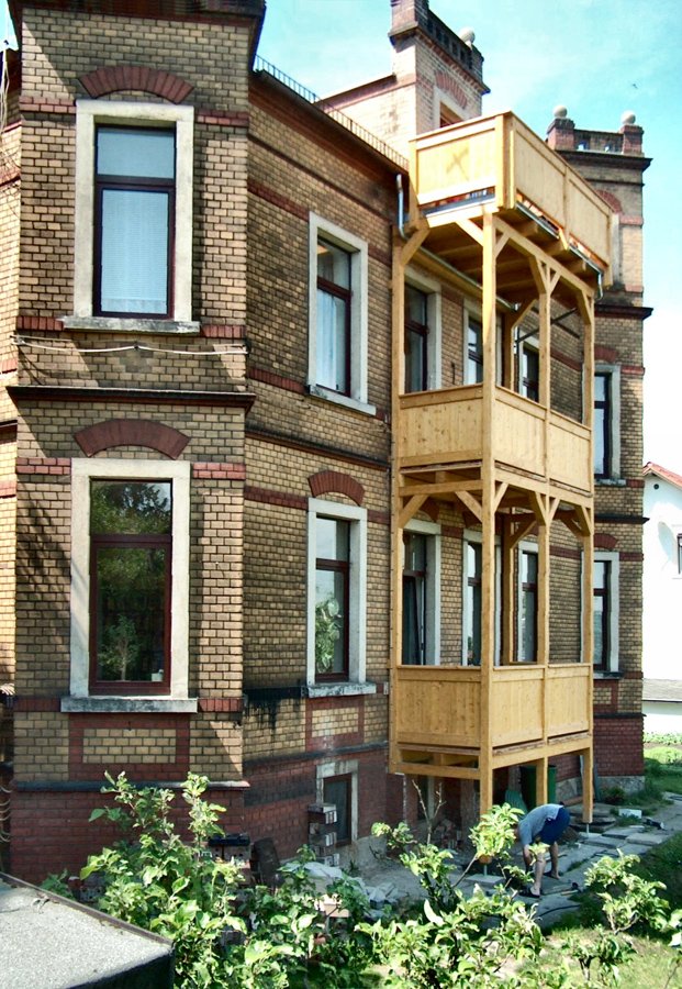 Mehrstöckiger Balkon