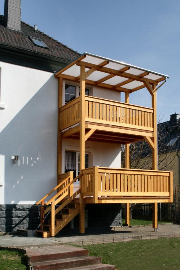 Mehrstöckiger Balkon