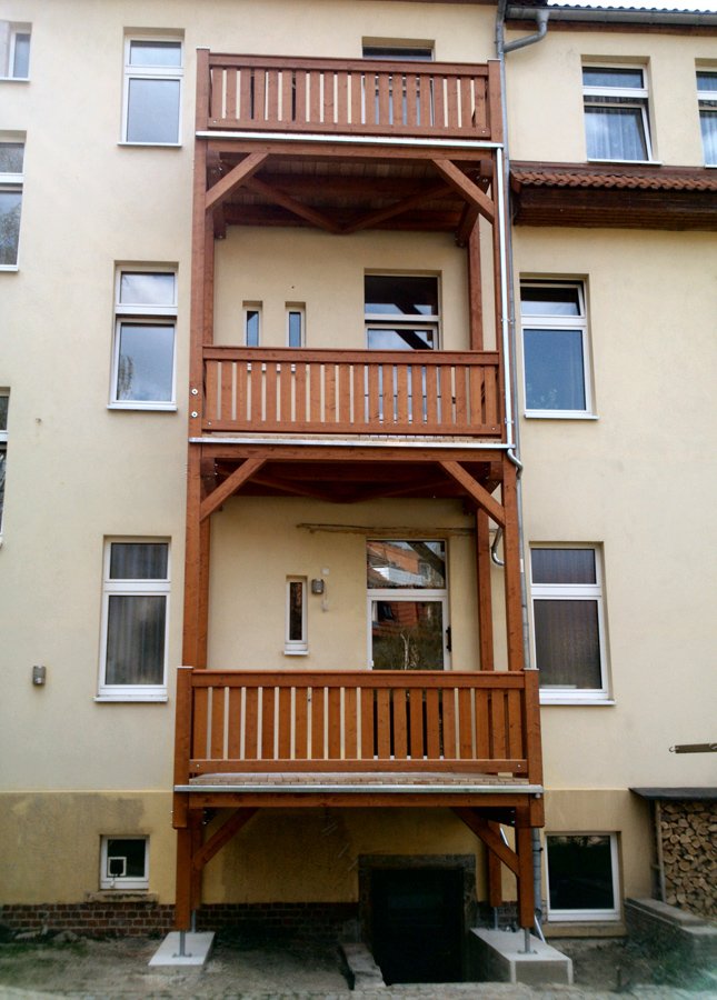 Mehrstöckiger Balkon