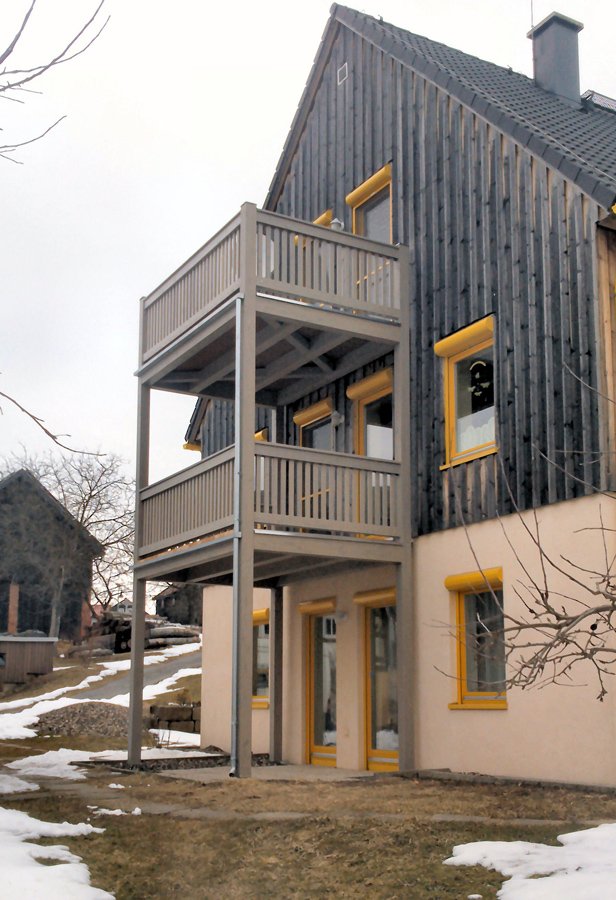 Mehrstöckiger Balkon
