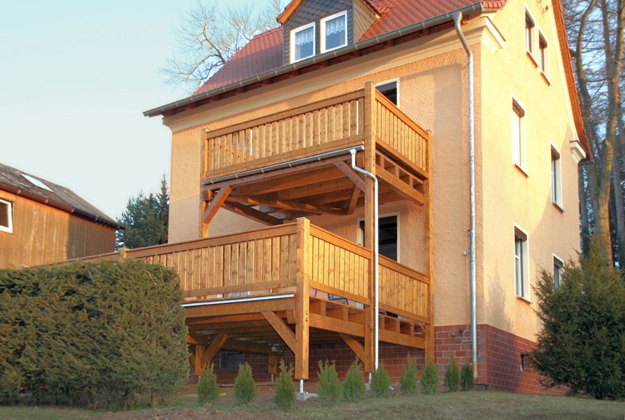 Mehrstöckiger Balkon