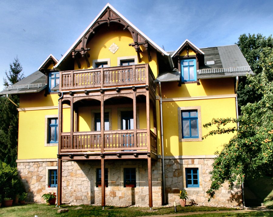 Mehrstöckiger Balkon