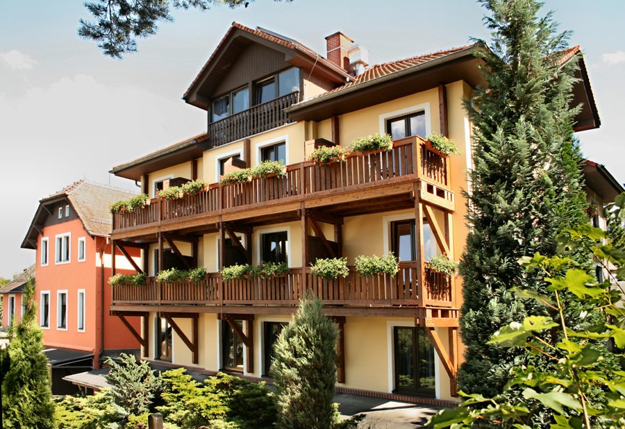 Mehrstöckiger Balkon