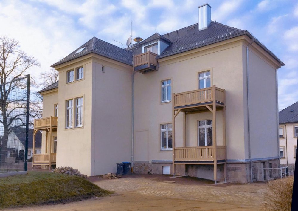 Mehrstöckiger Balkon