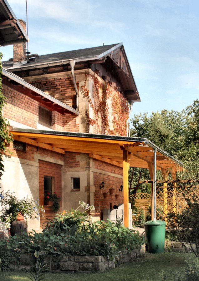 Überdachung