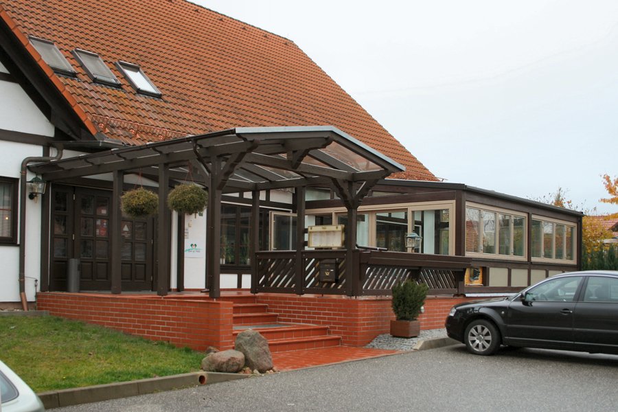 Überdachung