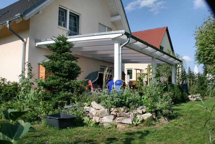 Überdachung