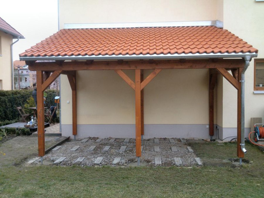 Überdachung