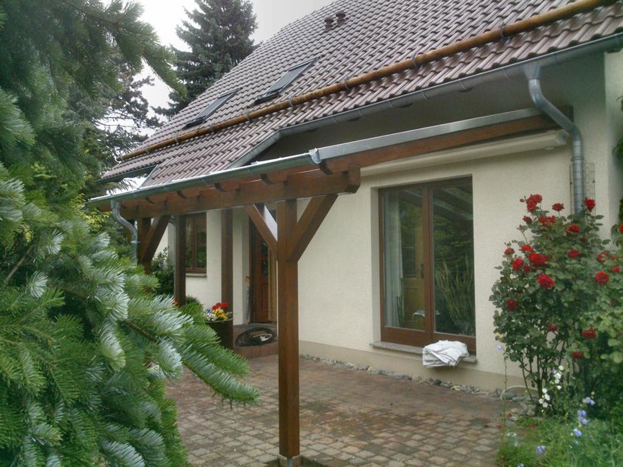 Überdachung
