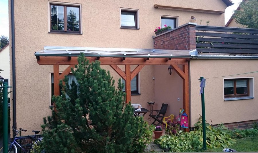 Überdachung