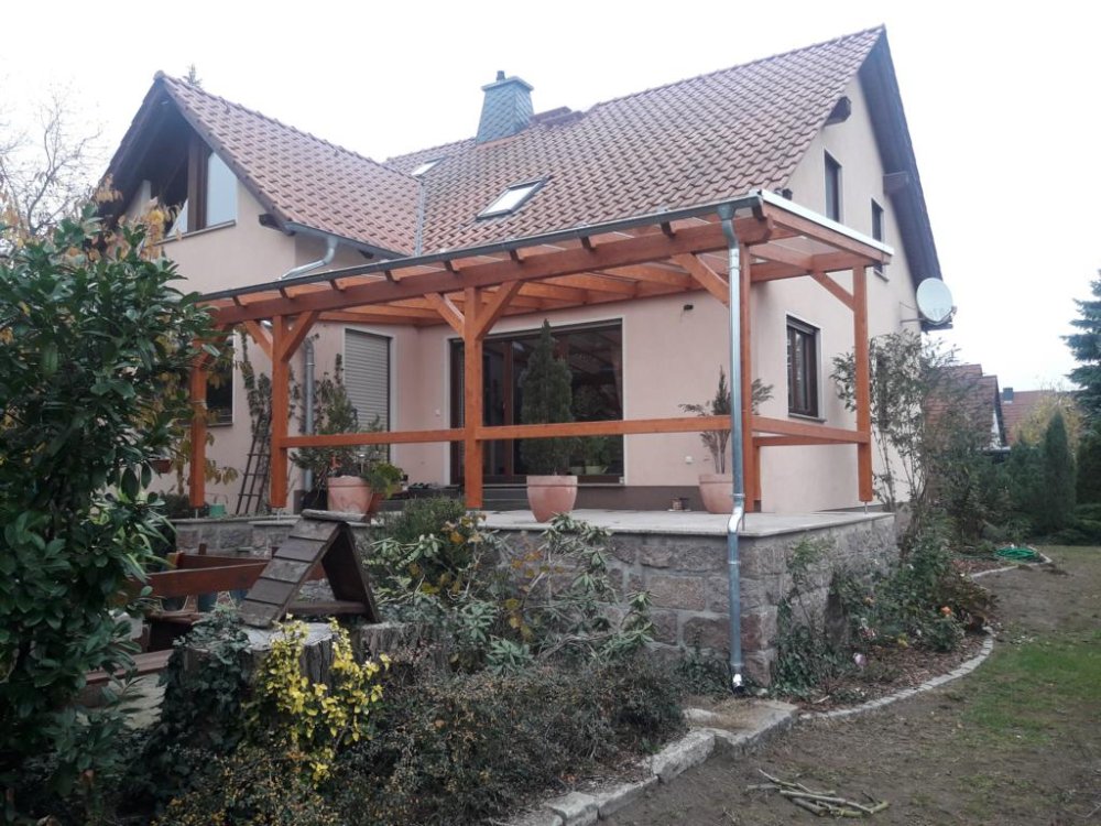 Überdachung