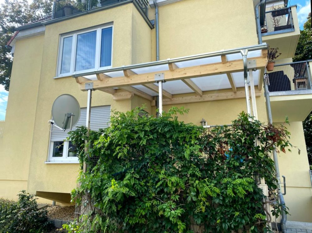 Überdachung