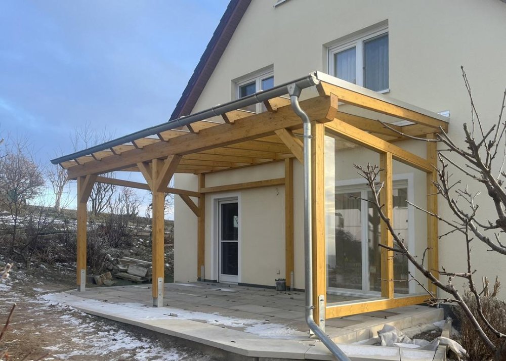 Überdachung