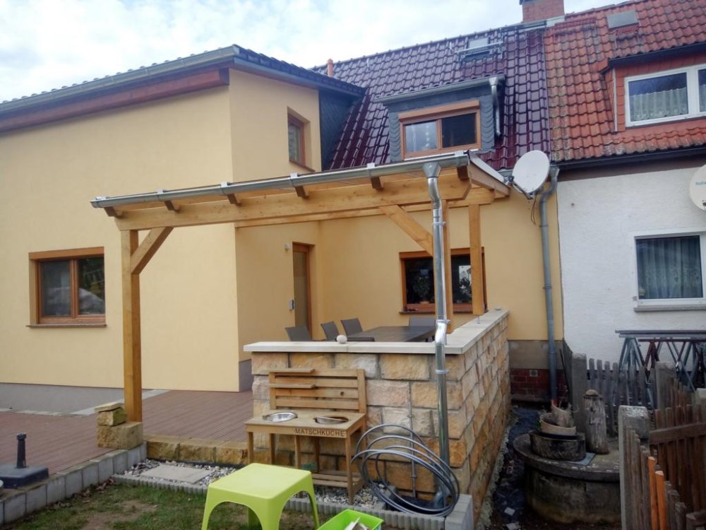 Überdachung